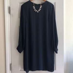 Classic Navy shift dress💙
